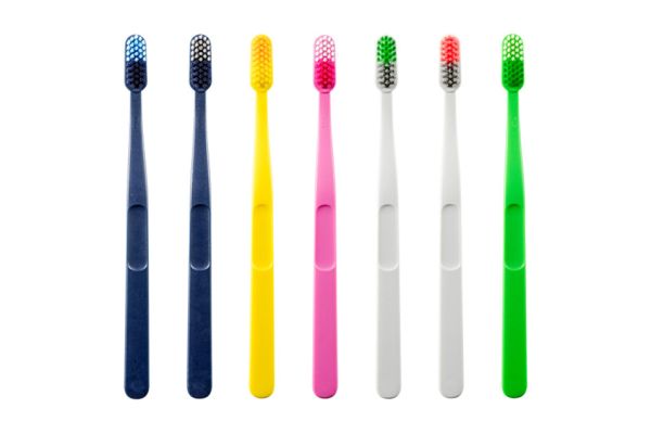 Зубна щітка Jordan Clean Smile середня жорсткість